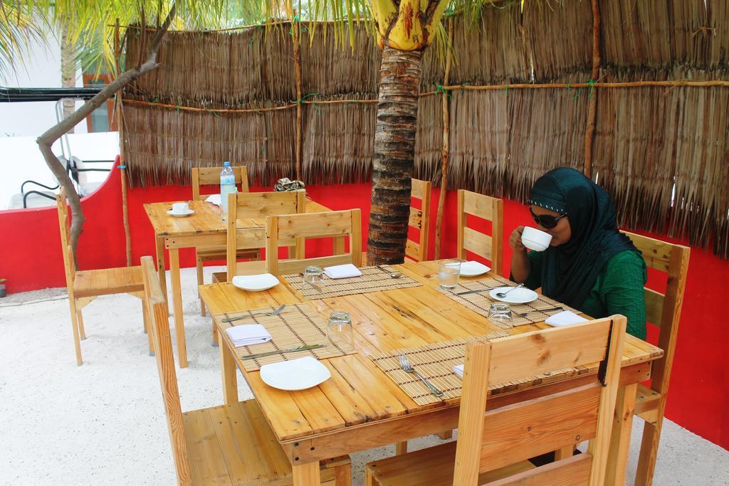 Huraa East Inn Luaran gambar
